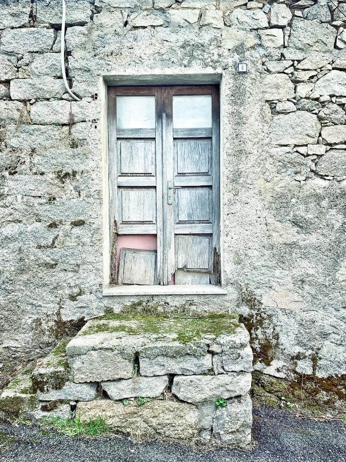 La Vecchia Posta B&B Calangianus Exterior foto