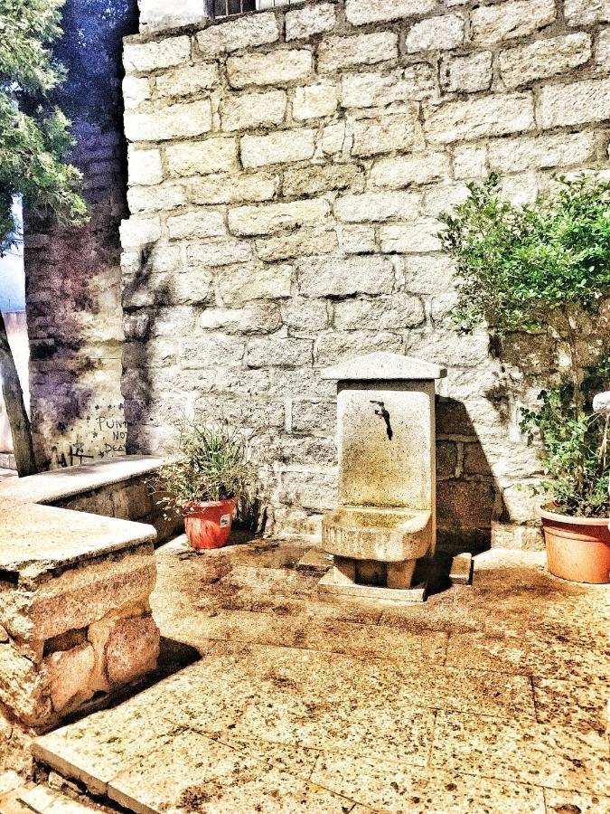La Vecchia Posta B&B Calangianus Exterior foto
